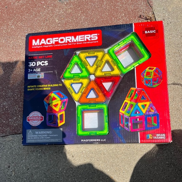 Magformers 30 piece in box- in great condition - Picture 1 of 2